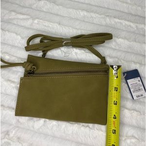 Wristlet / Card holder